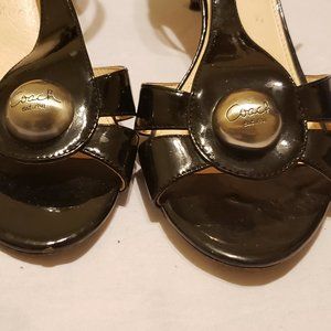 Coach semi-high heeled shoes